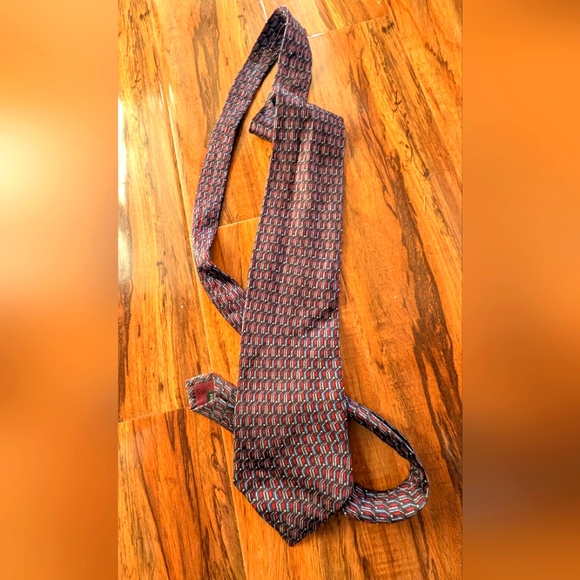 Stafford Executive tie, blue and red pattern, made in Italy. - Picture 4 of 4